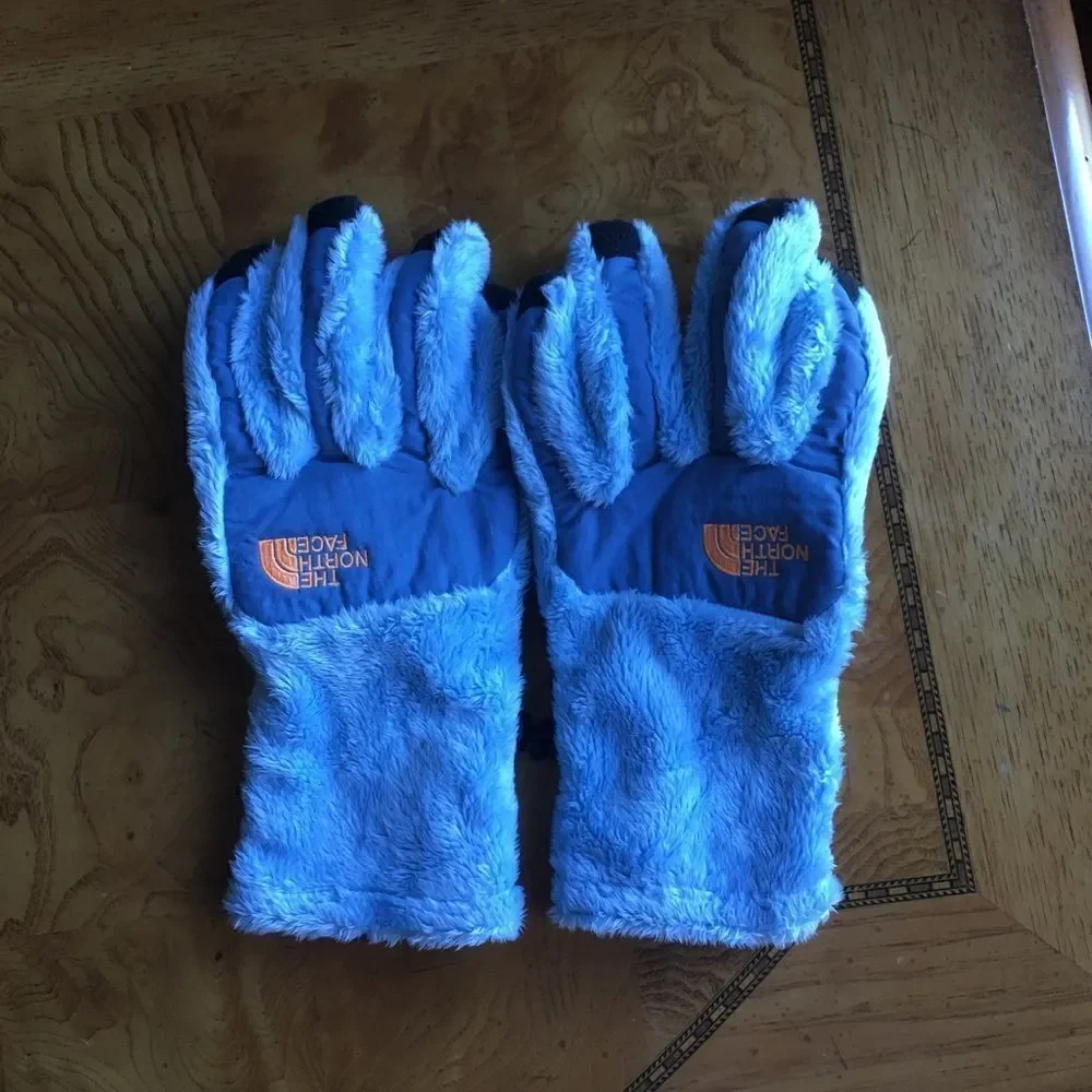 NORTHFACE SOFT Chenille Like Gloves!